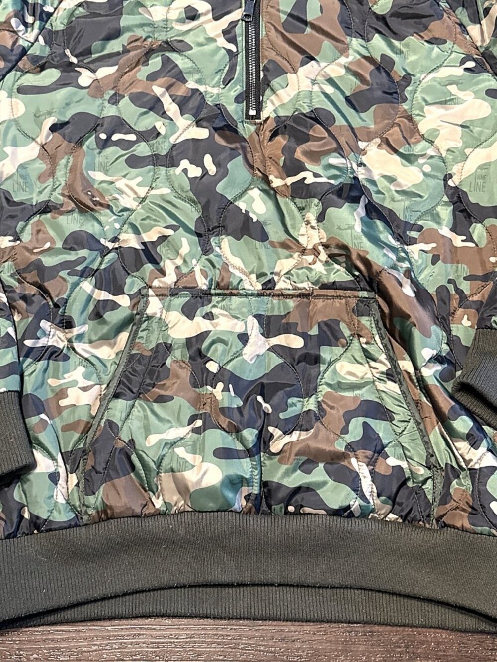 Nine Line Woobie Tailgater Hoodie Mens L Camo Quilted Poncho Liner Beer Pocket - Picture 2 of 3